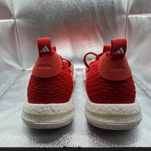Athletic_Shoes